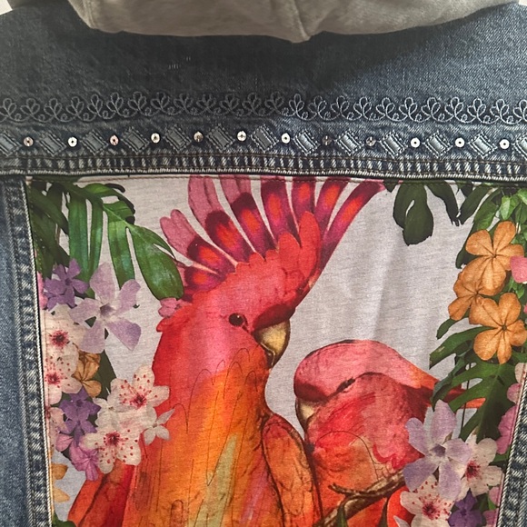 NWOT Sold out Desigual Denim Jacket with removable Gray Hood - Picture 14 of 16